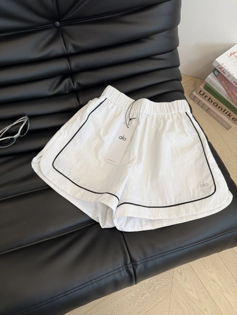 Premium Unclassified Brand Short Suits 153539