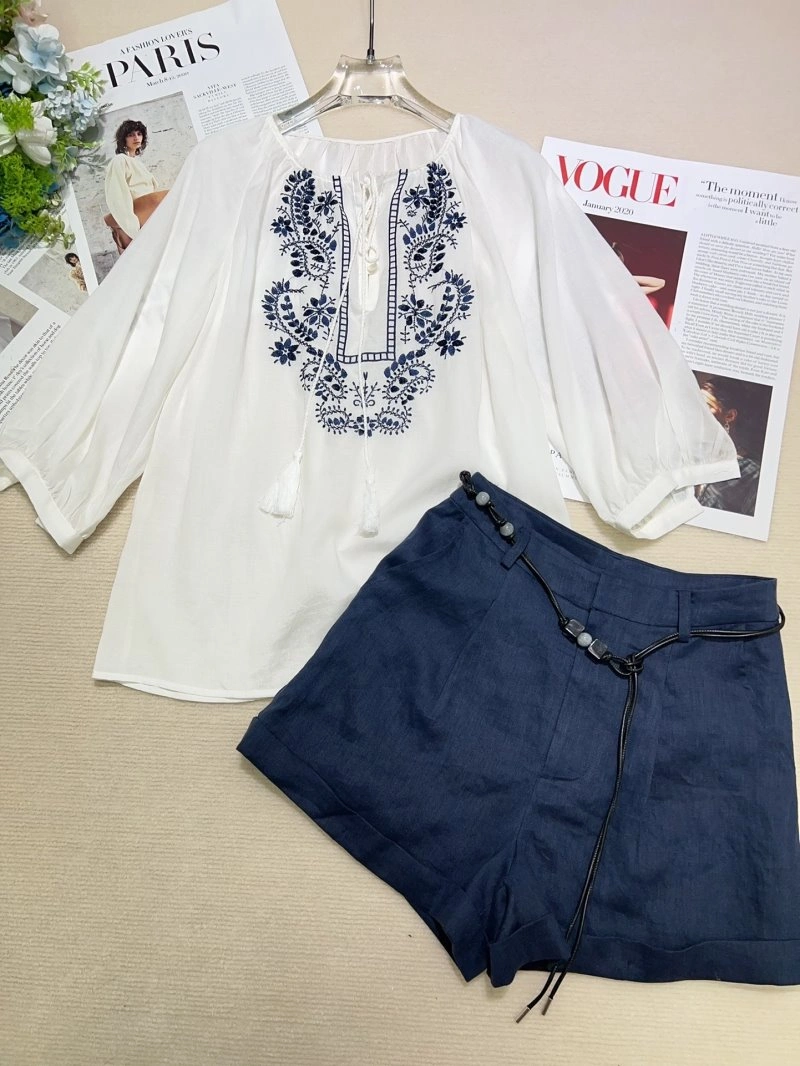 Reliable Unclassified Brand Short Suits 152574