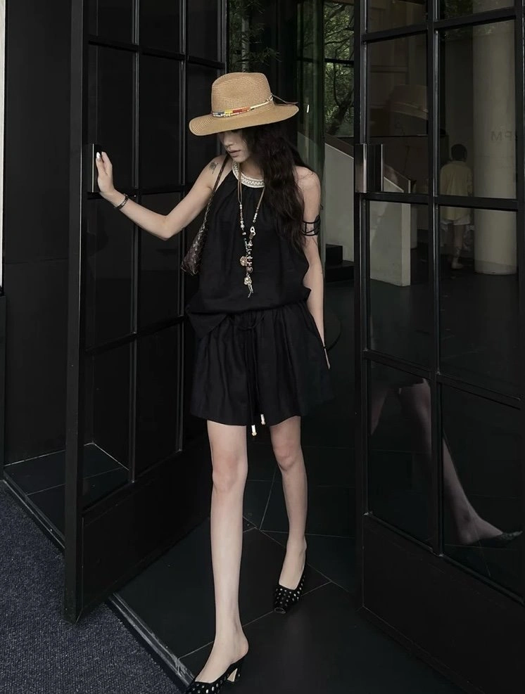 Youthful Unclassified Brand Short Suits 152570