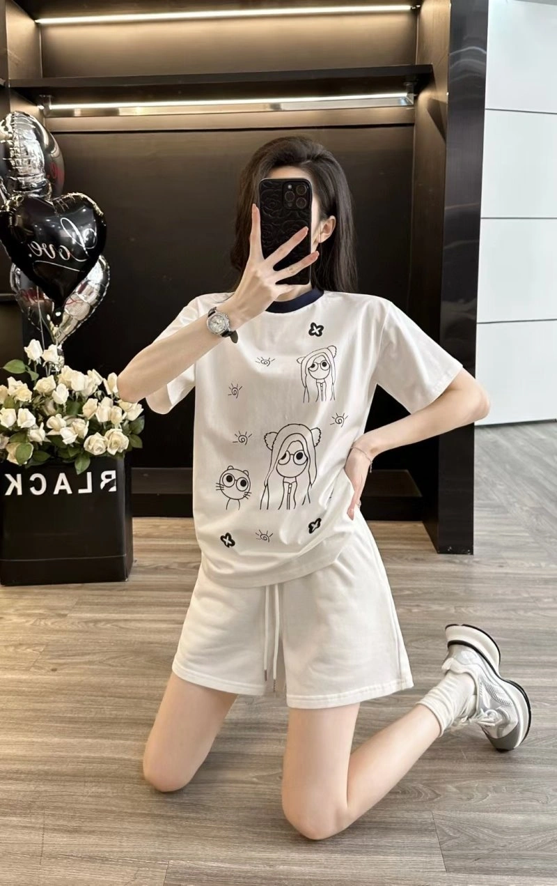 Unique Unclassified Brand Short Suits 152560
