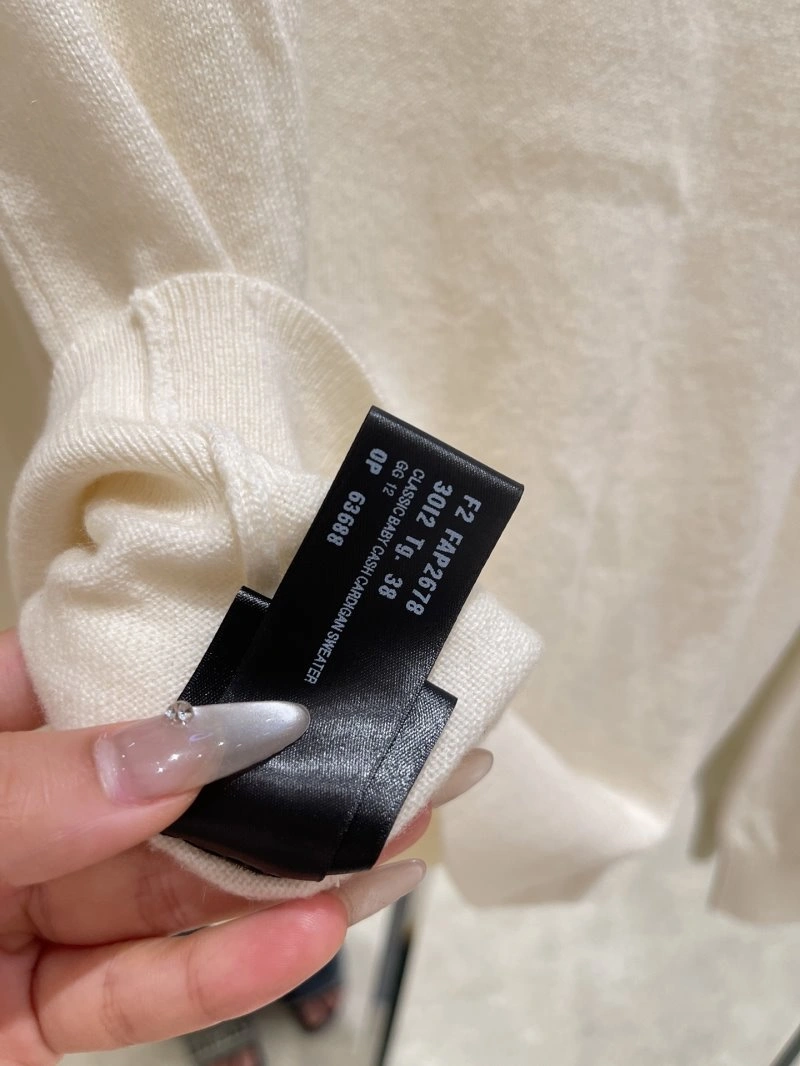 Unclassified Brand Sweaters Refined 150409