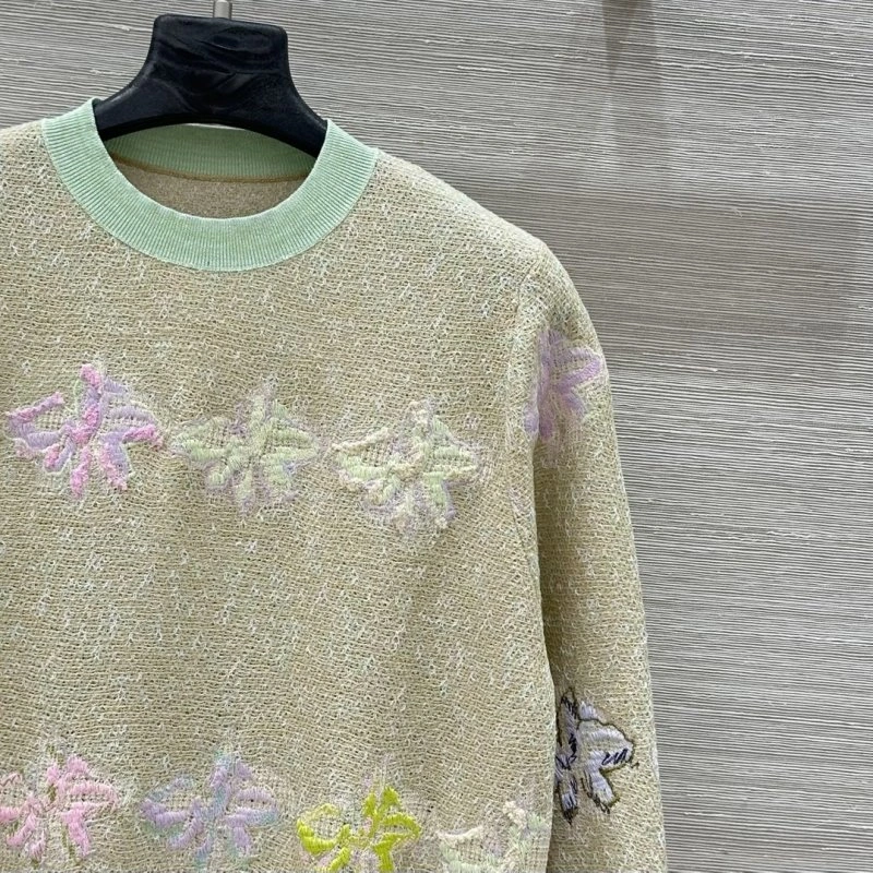 Vibrant Unclassified Brand Sweaters 150398
