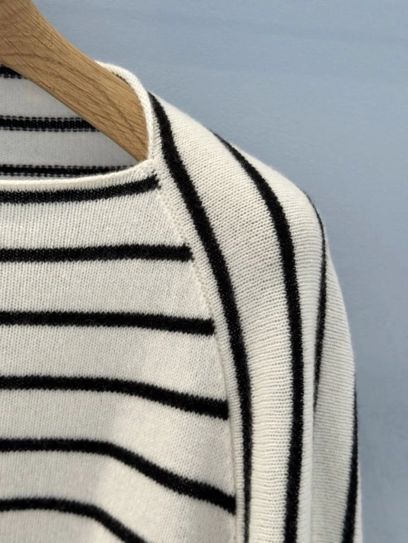 TimelessDesign Unclassified Brand Sweaters 155392