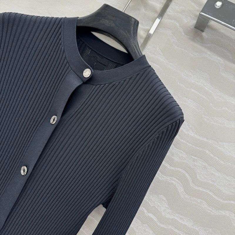 WrinkleFree Unclassified Brand Sweaters 153531