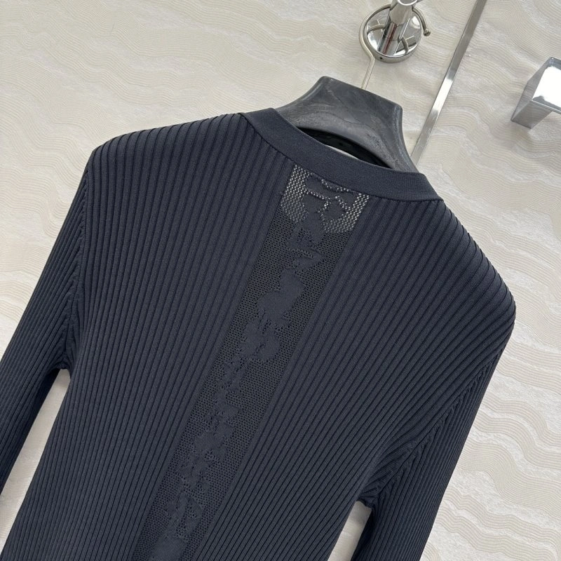 WrinkleFree Unclassified Brand Sweaters 153531