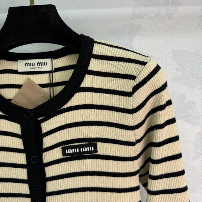 Durable Unclassified Brand Sweaters 153517