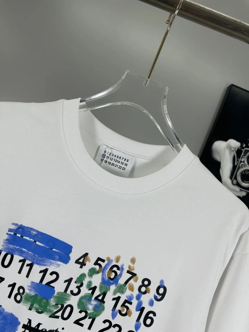 ZeroBulk Unclassified Brand T-Shirts 163418