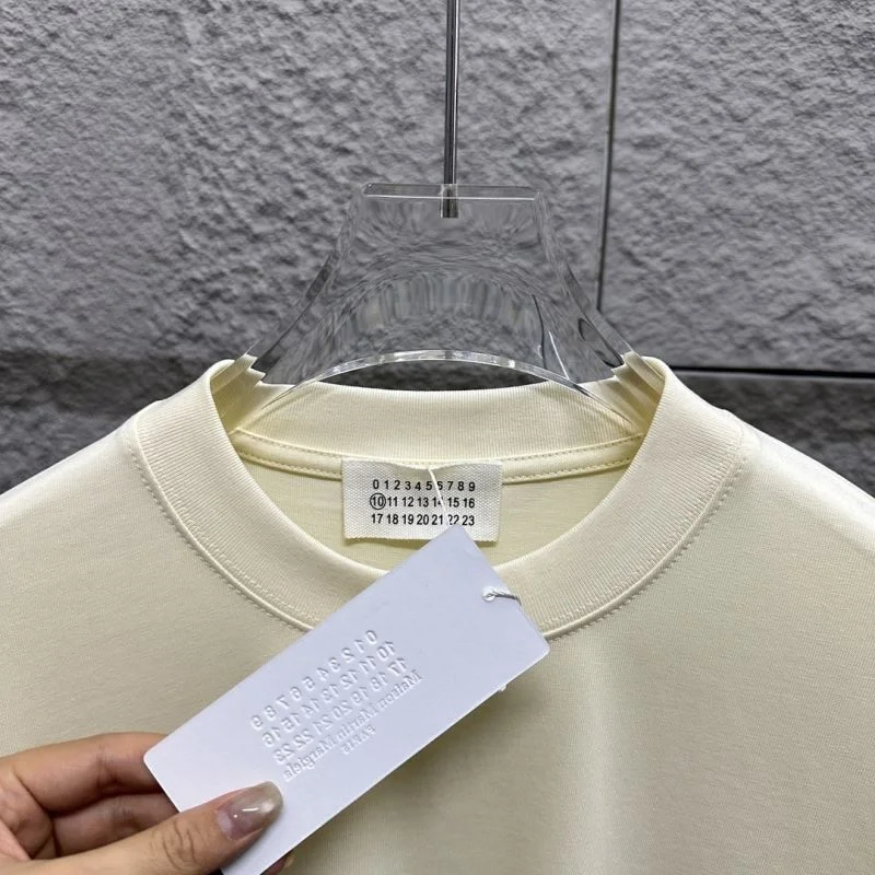 Stylish Unclassified Brand T-Shirts 163434