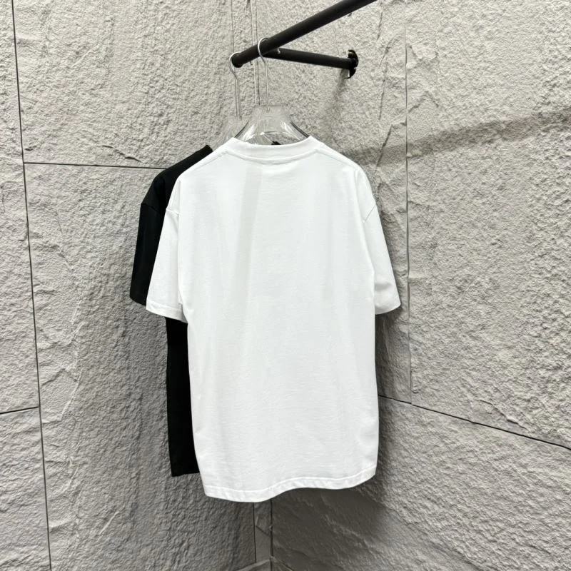 Upgraded Unclassified Brand T-Shirts 163475