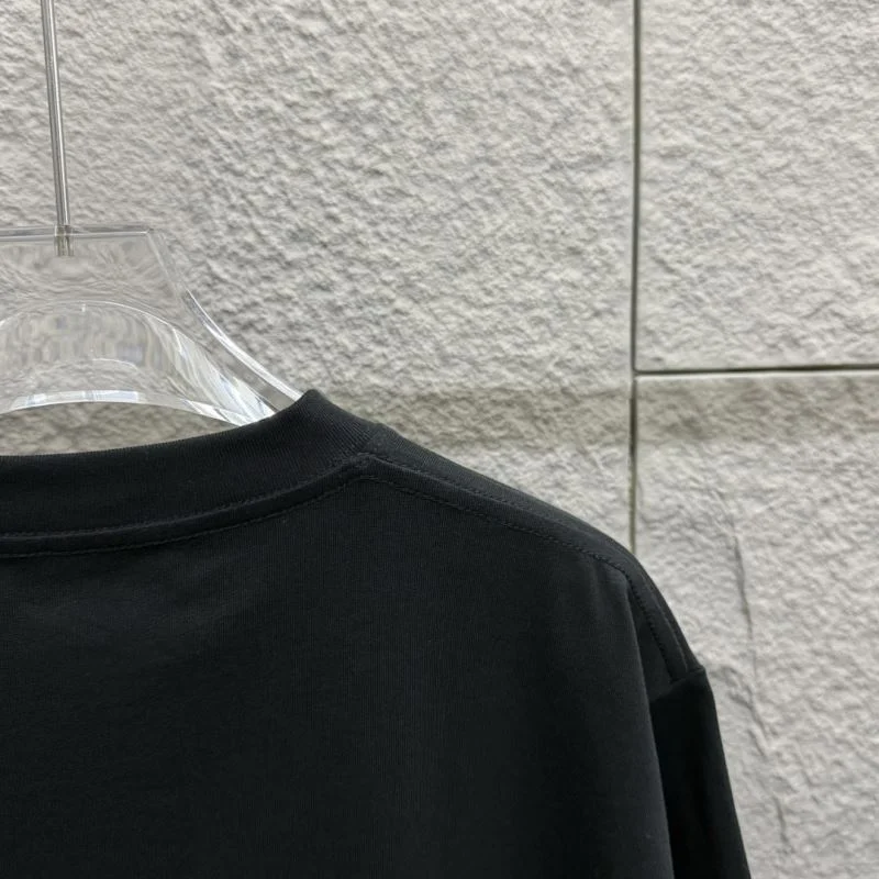 NewStyle Unclassified Brand T-Shirts 163414