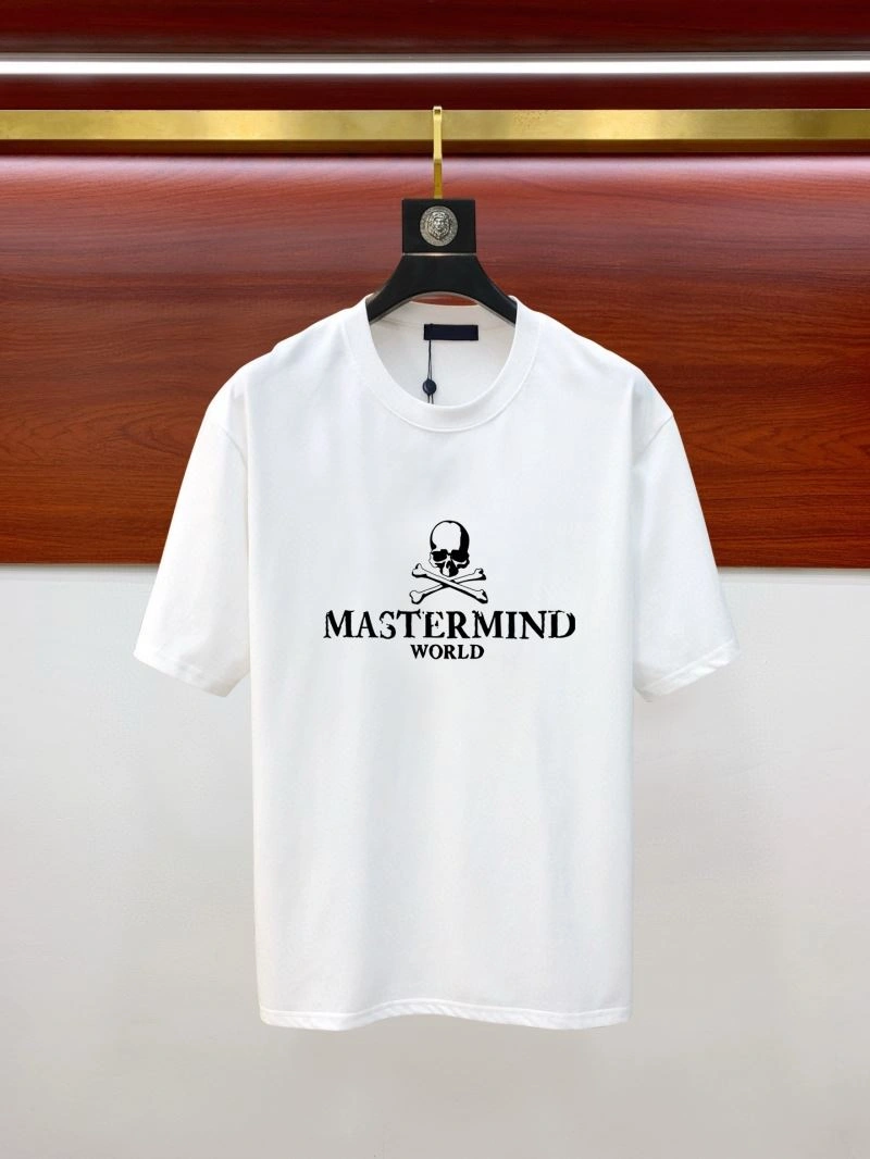 Vibrant Unclassified Brand T-Shirts 157201
