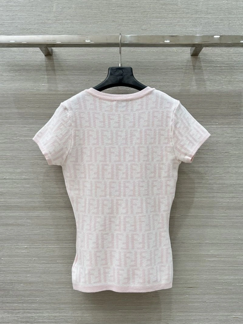 Tailored Unclassified Brand T-Shirts 152087