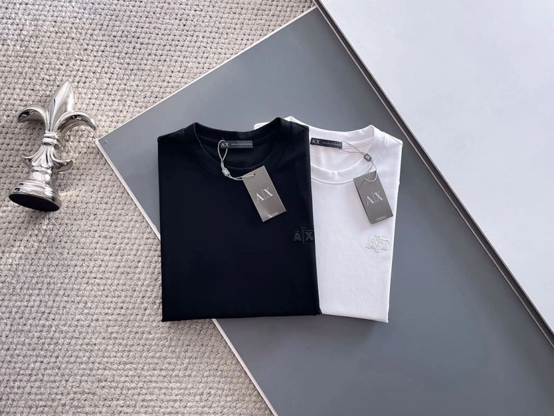 AllSeason Unclassified Brand T-Shirts 162364