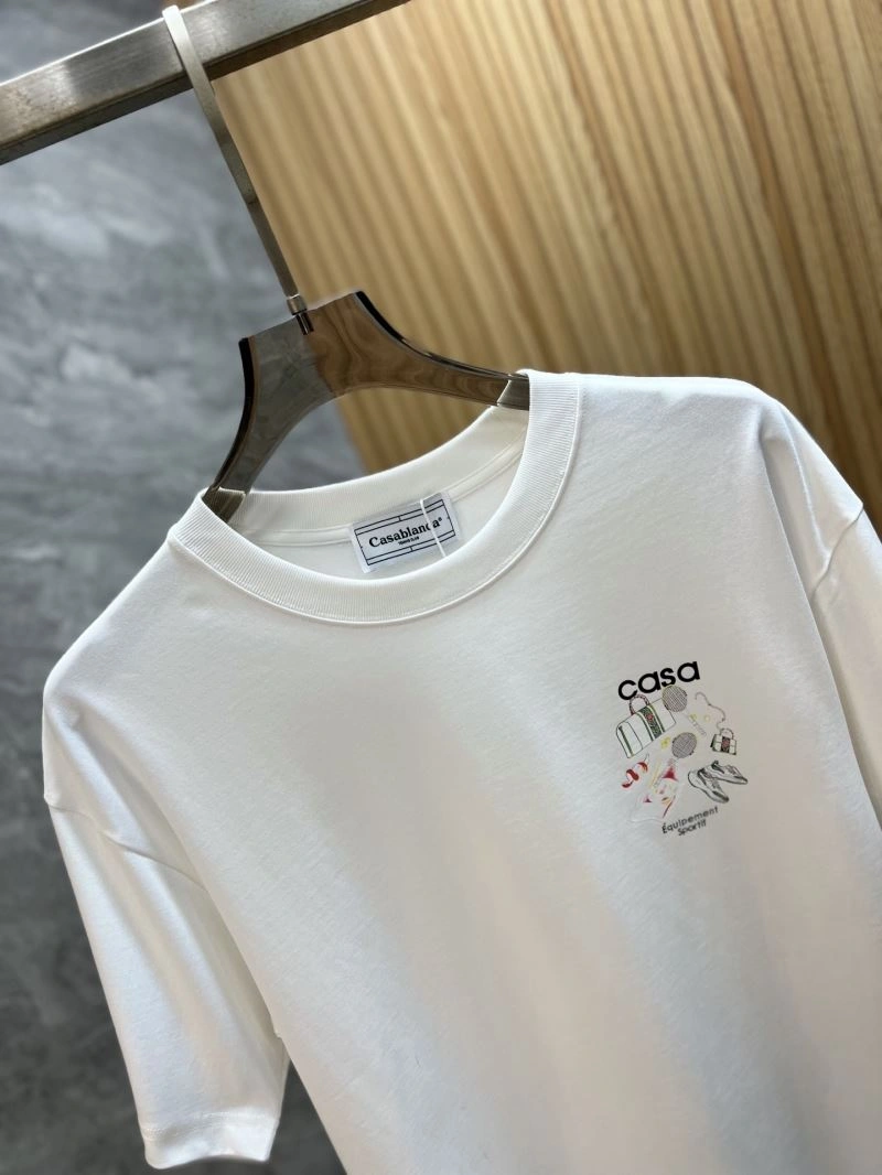 Snug Unclassified Brand T-Shirts 162366