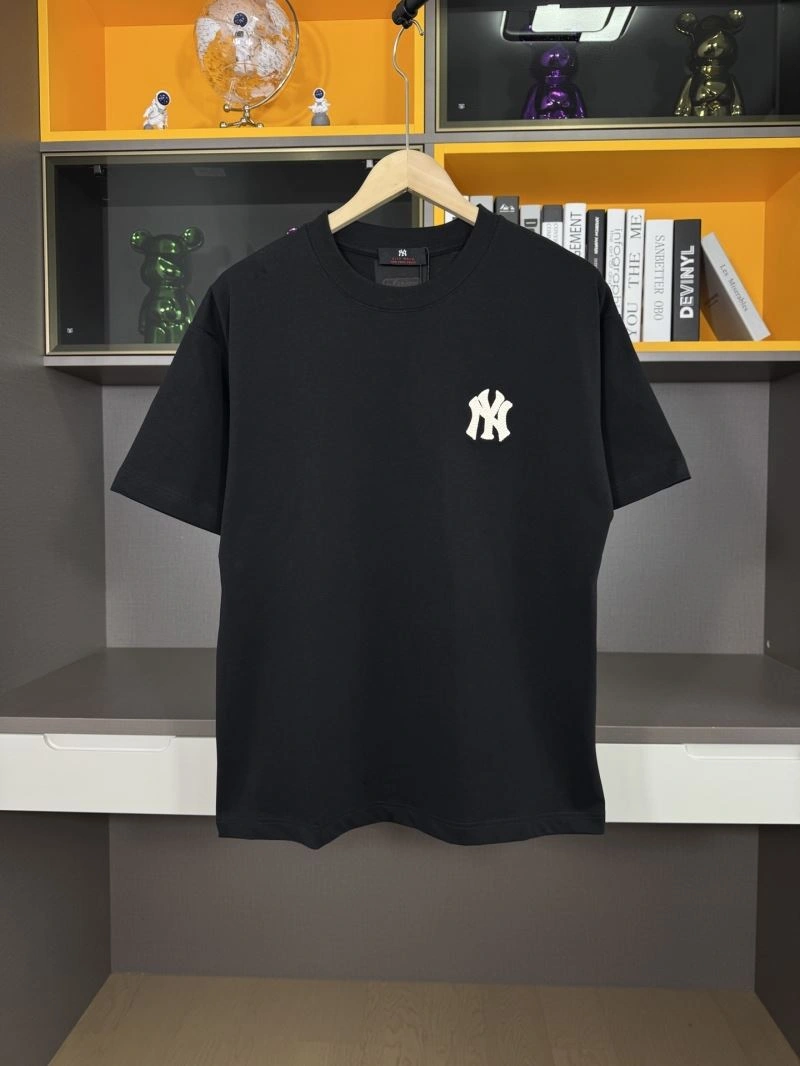 ModernLook Unclassified Brand T-Shirts 162357