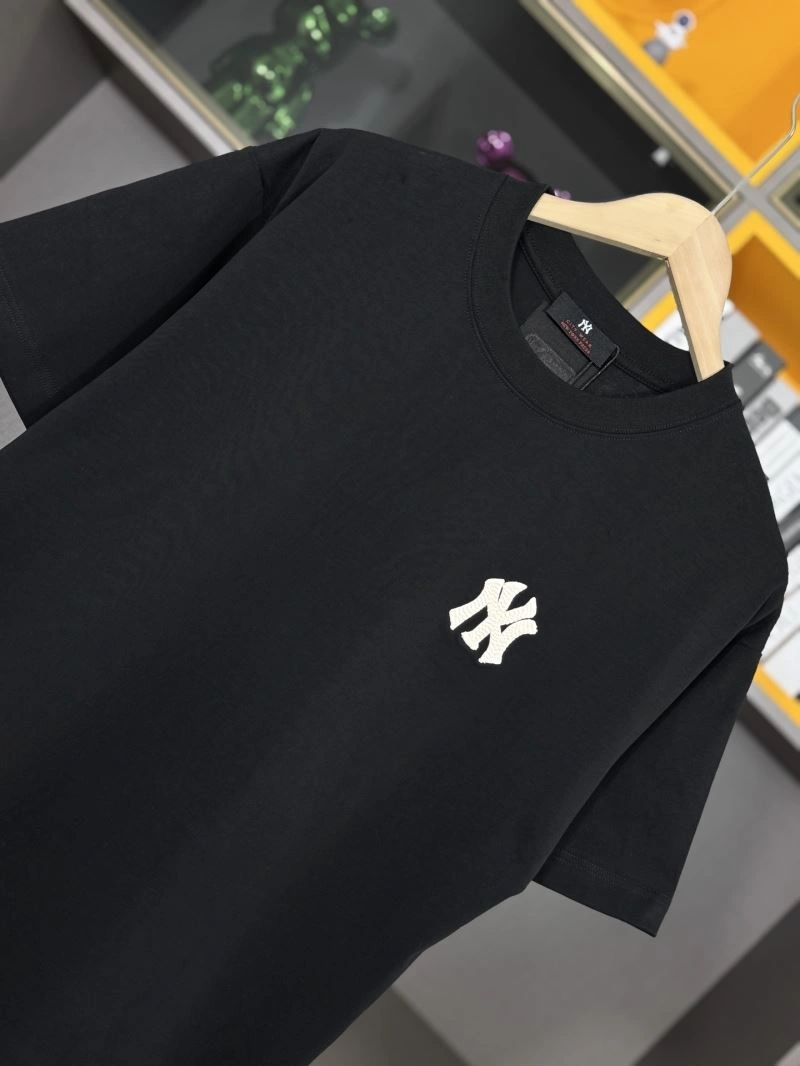 ModernLook Unclassified Brand T-Shirts 162357
