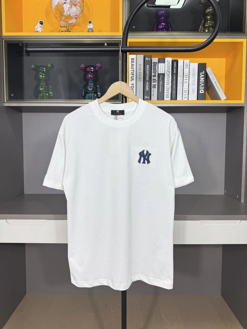 Trendsetting Unclassified Brand T-Shirts 162361