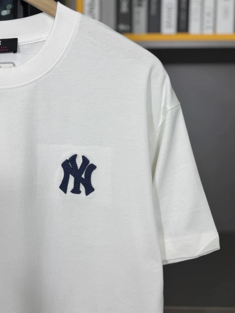 Trendsetting Unclassified Brand T-Shirts 162361