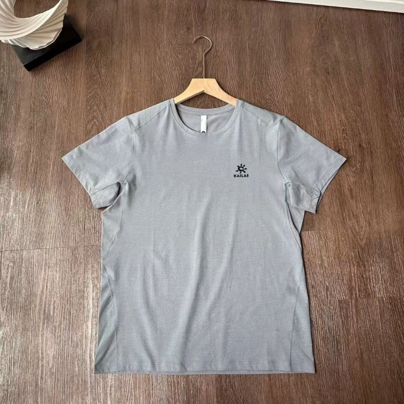 WaterResistant Unclassified Brand T-Shirts 162355