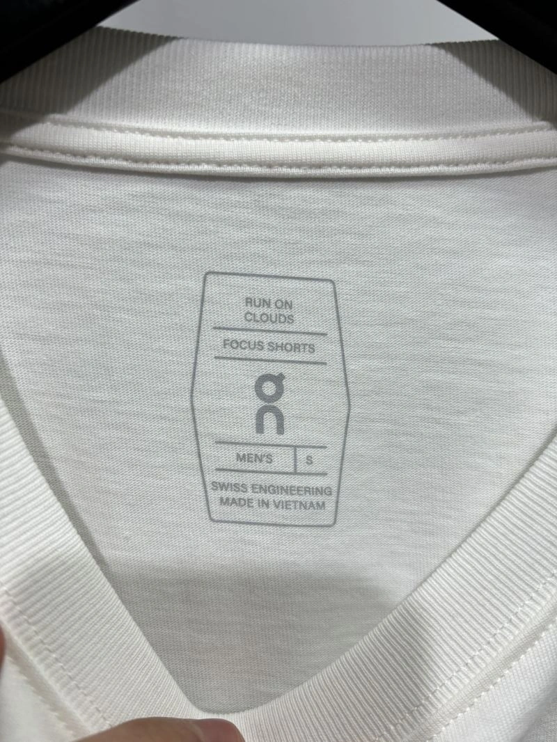 NewStyle Unclassified Brand T-Shirts 162347