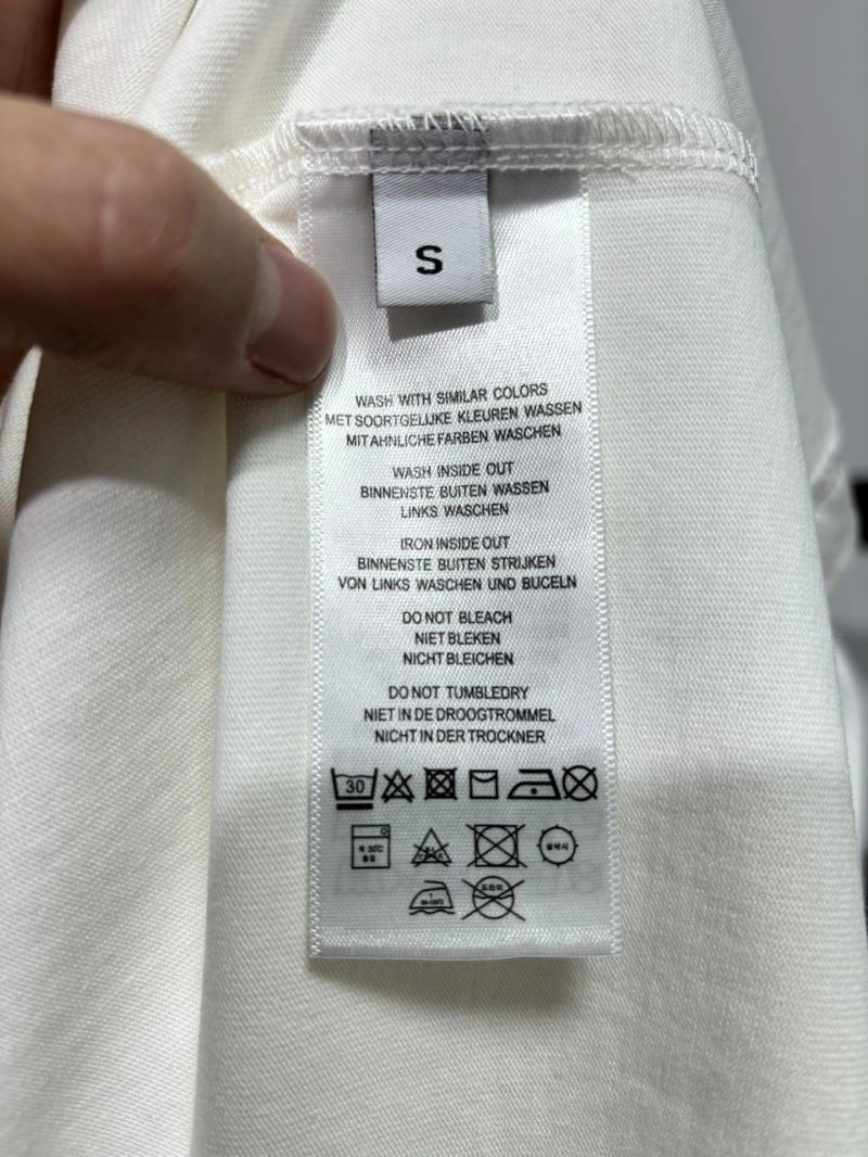 NewStyle Unclassified Brand T-Shirts 162347