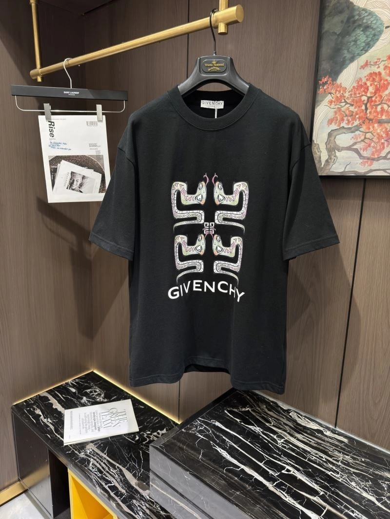 Flexible Unclassified Brand T-Shirts 162350