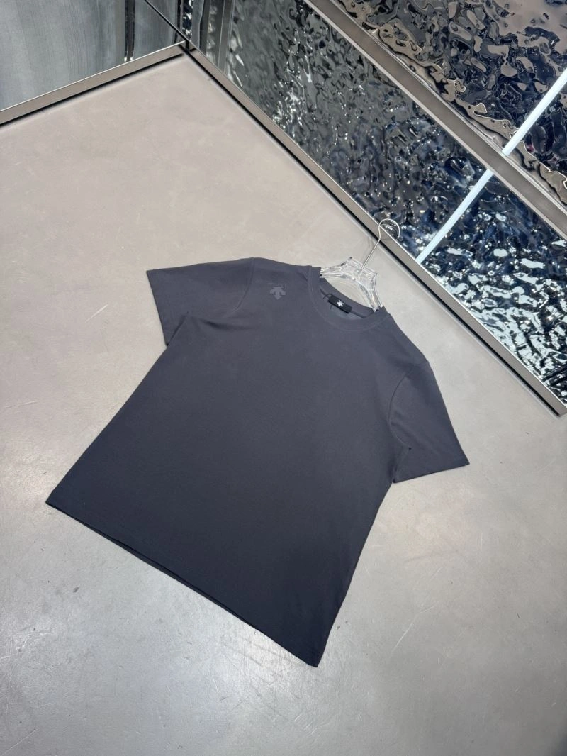 Sophisticated Unclassified Brand T-Shirts 162337