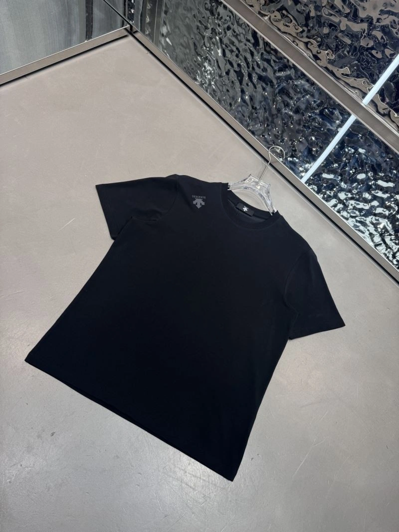 Sophisticated Unclassified Brand T-Shirts 162337
