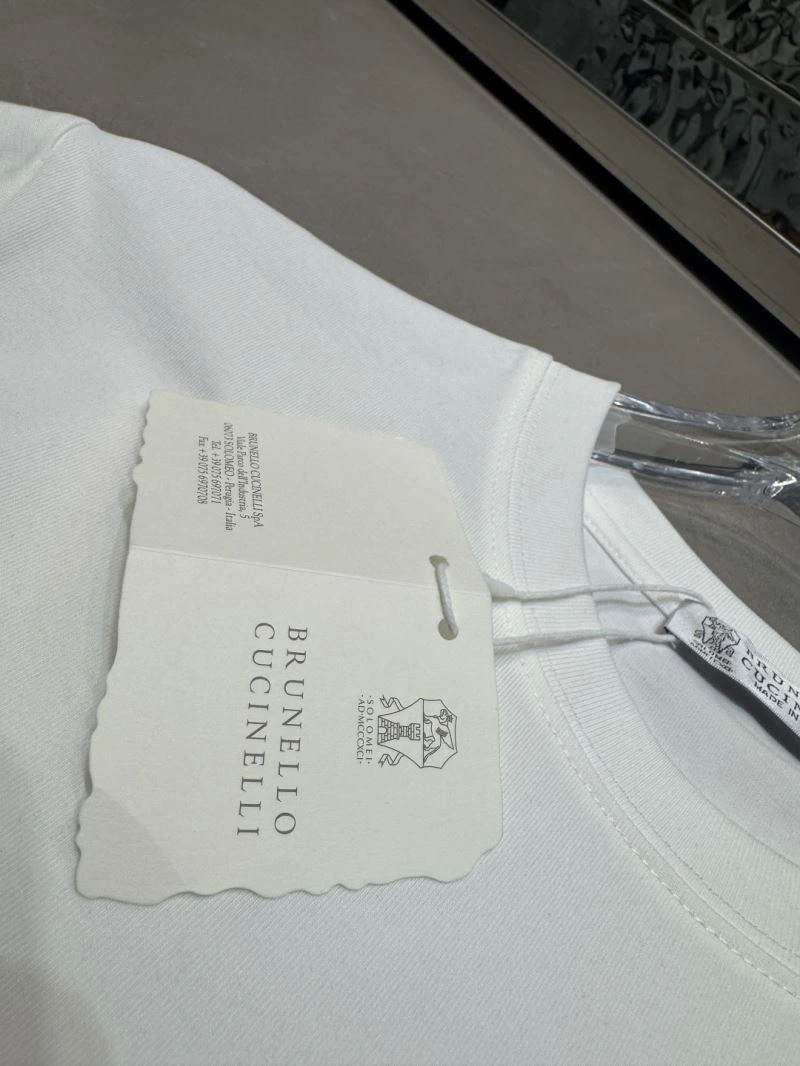 Fashionable Unclassified Brand T-Shirts 162346
