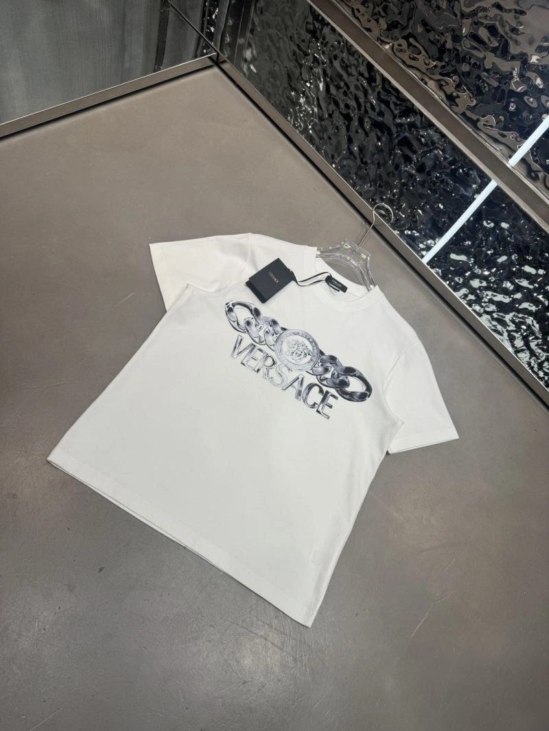 Functional Unclassified Brand T-Shirts 162406