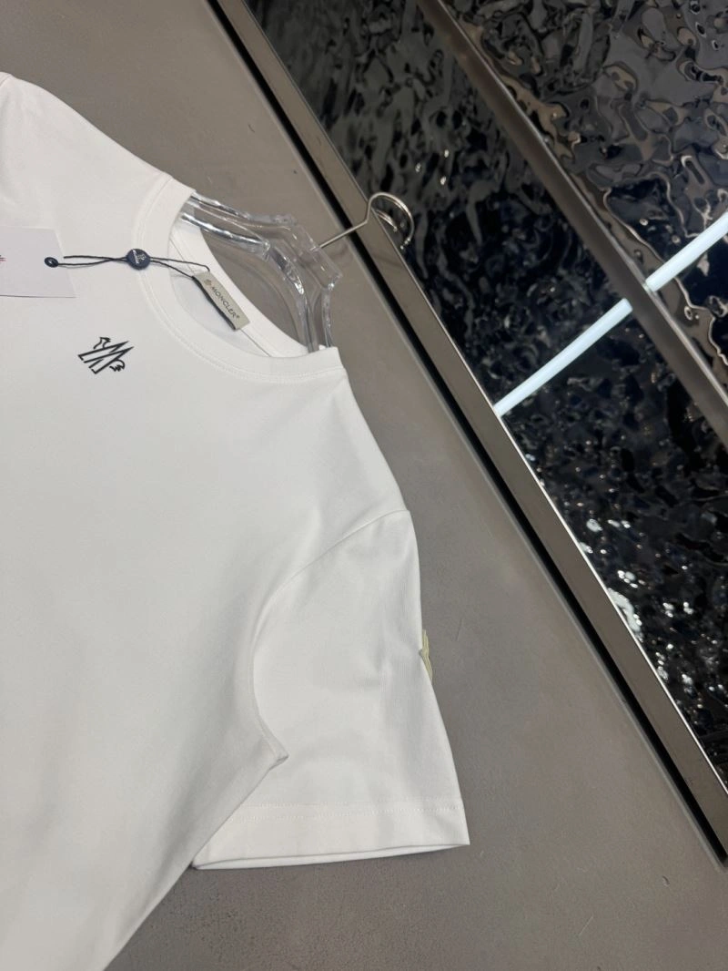 Affordable Unclassified Brand T-Shirts 162341