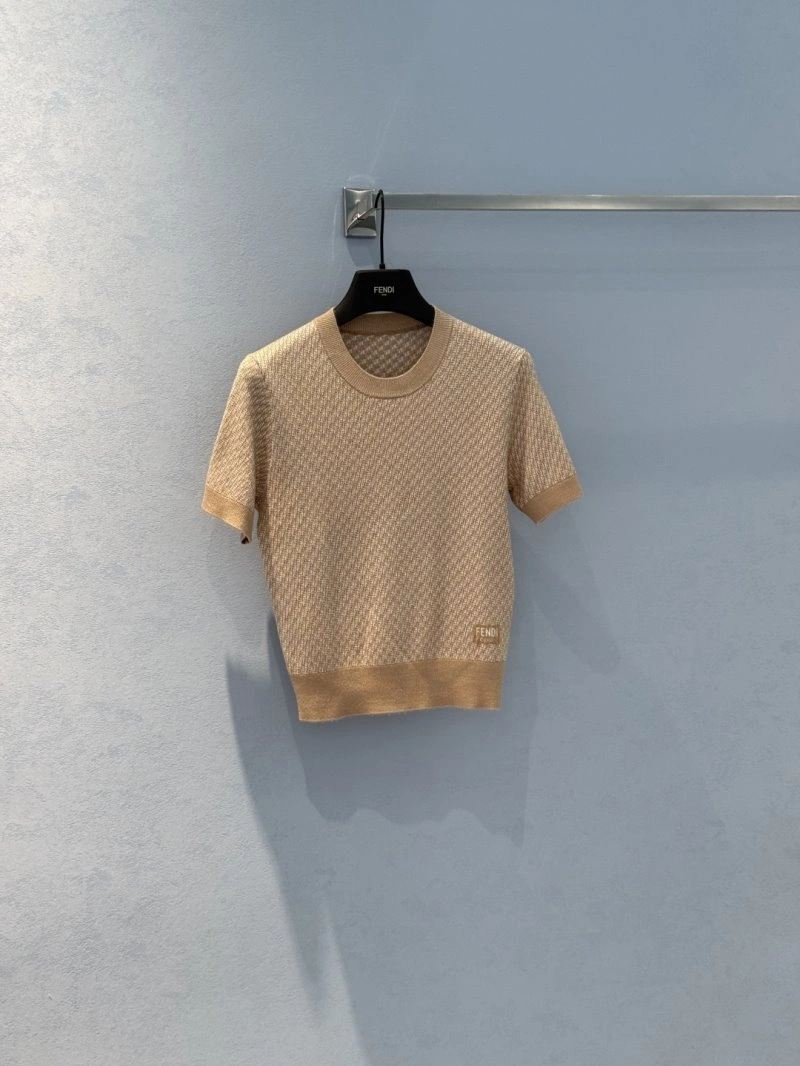 Casual Unclassified Brand T-Shirts 150401