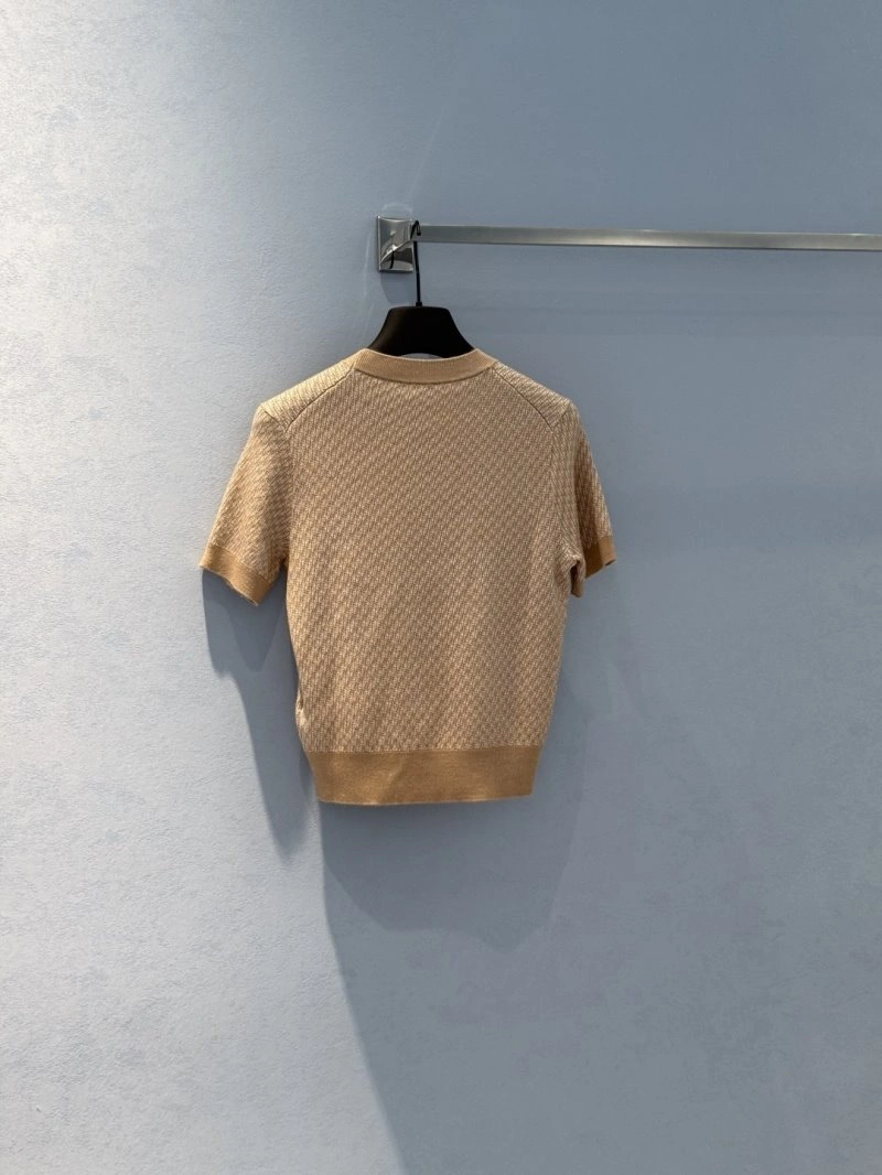 Casual Unclassified Brand T-Shirts 150401