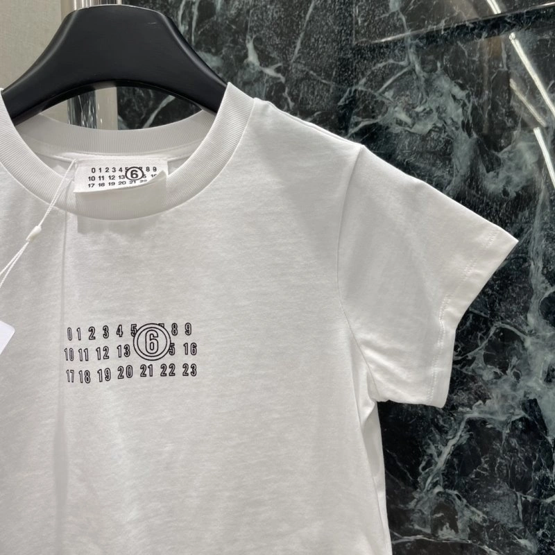Seasonal Unclassified Brand T-Shirts 150394