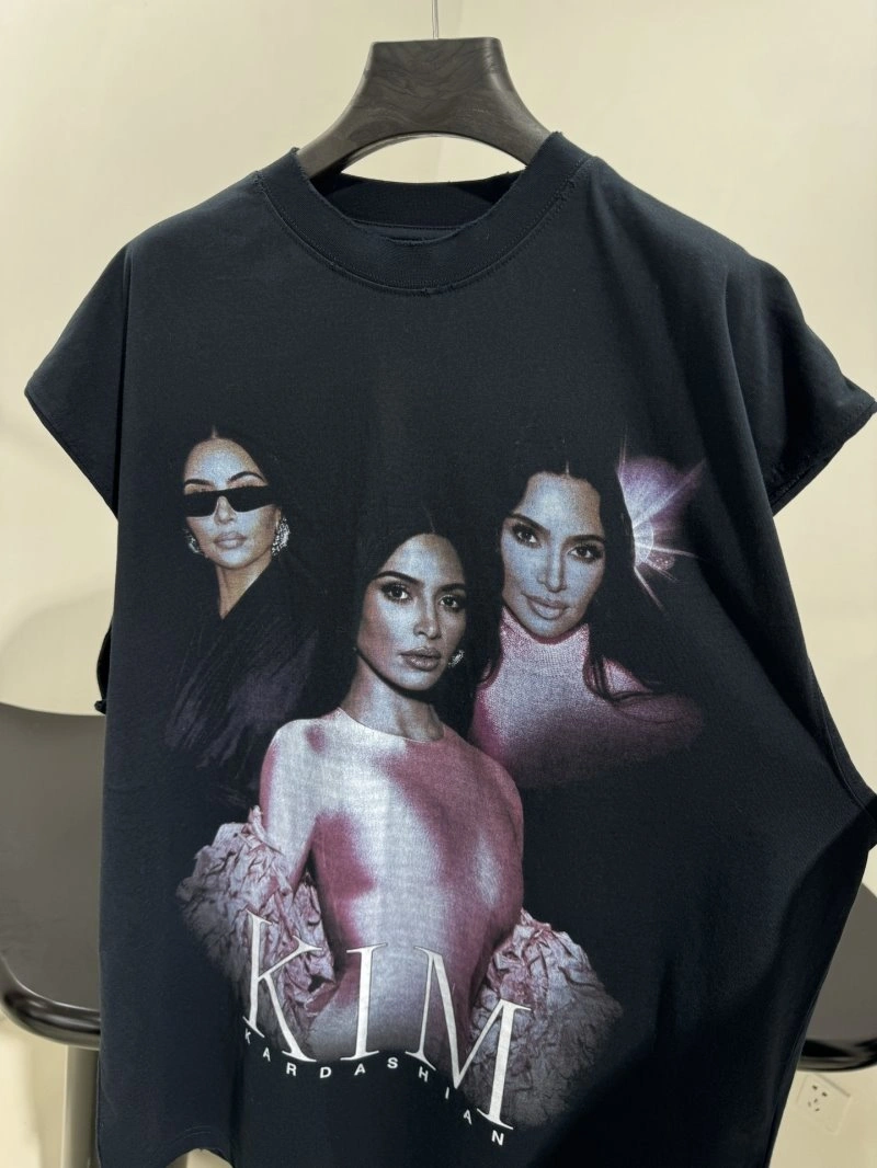 Soft Unclassified Brand T-Shirts 150386