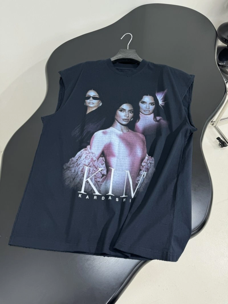 Soft Unclassified Brand T-Shirts 150386