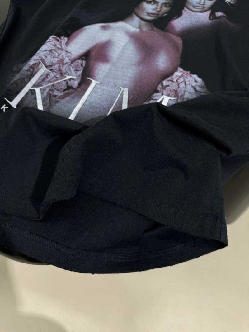 Soft Unclassified Brand T-Shirts 150386