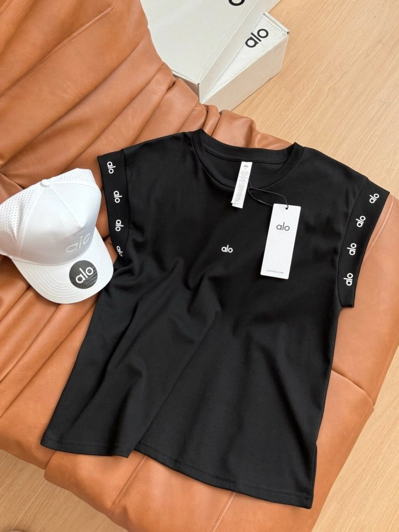 WellDesigned Unclassified Brand T-Shirts 150373