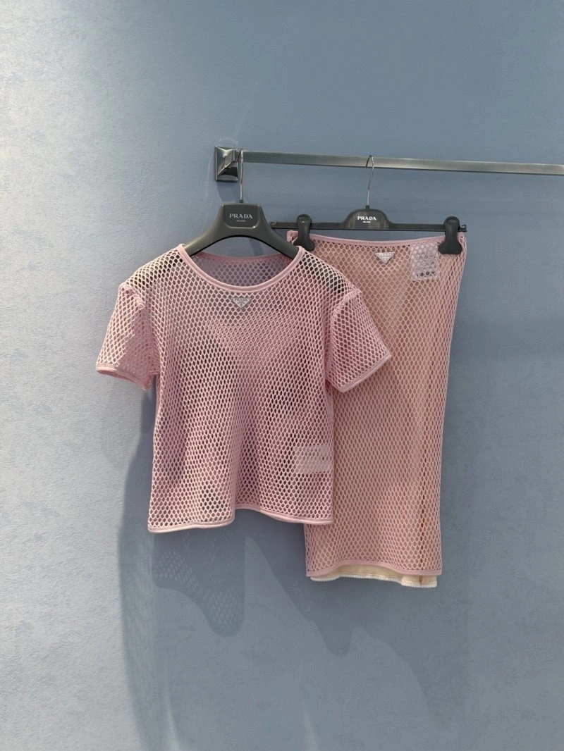 Stretchable Unclassified Brand T-Shirts 150350