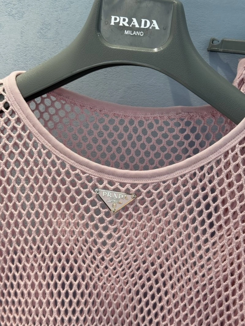 Stretchable Unclassified Brand T-Shirts 150350