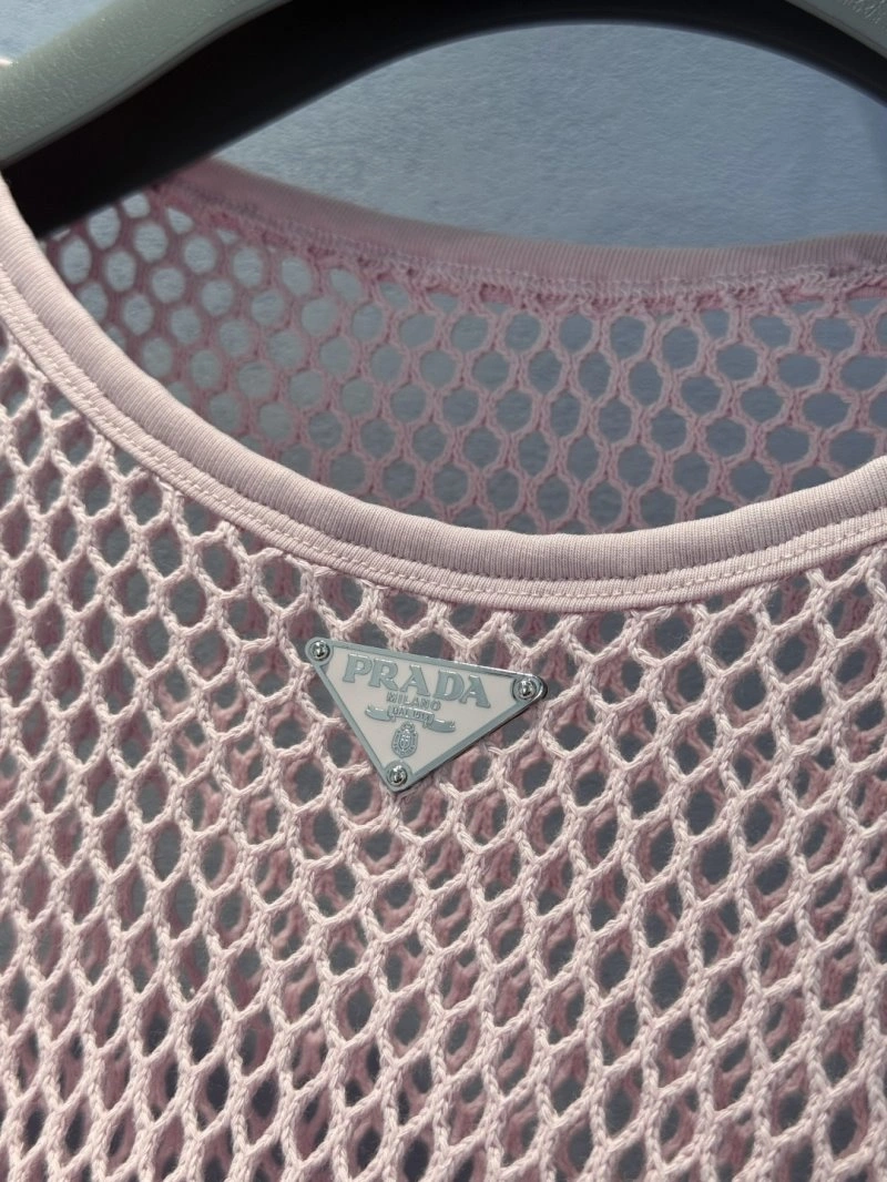 Stretchable Unclassified Brand T-Shirts 150350