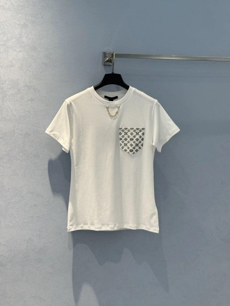 WrinkleFree Unclassified Brand T-Shirts 150351