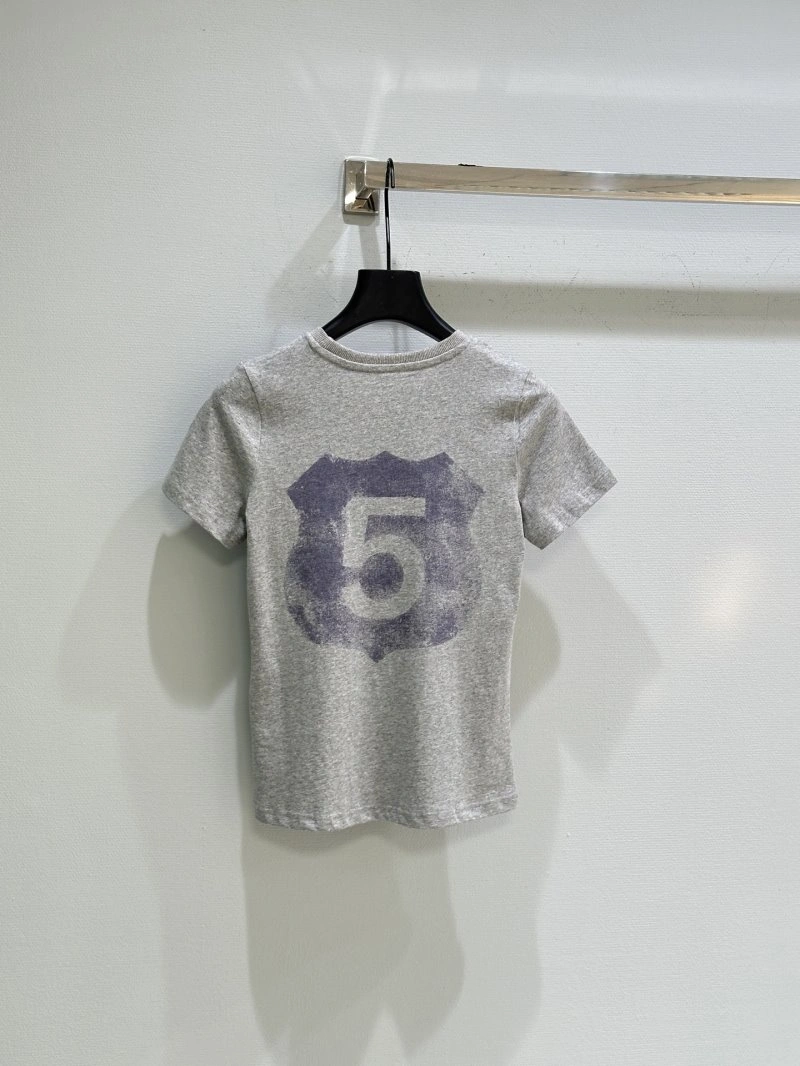 Sleek Unclassified Brand T-Shirts 150346