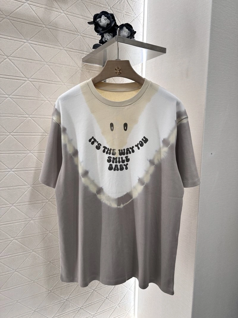 Attractive Unclassified Brand T-Shirts 150349
