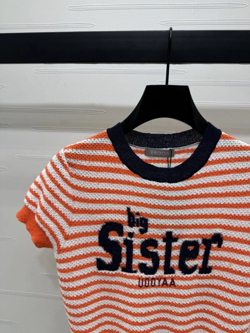 Stretchable Unclassified Brand T-Shirts 150323