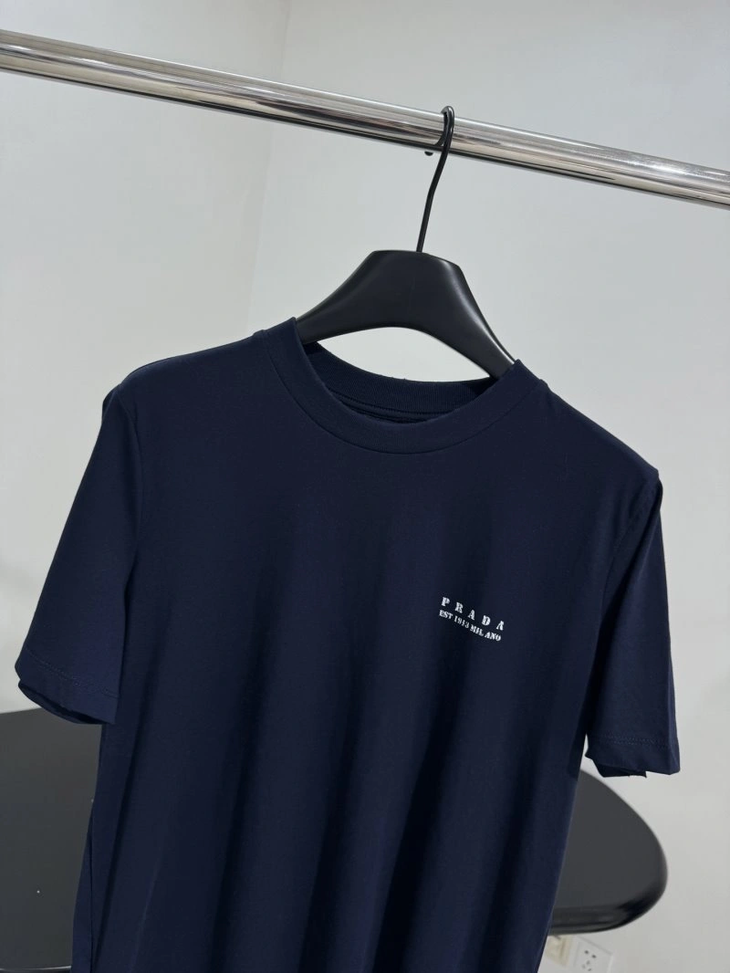 Effortless Unclassified Brand T-Shirts 150307