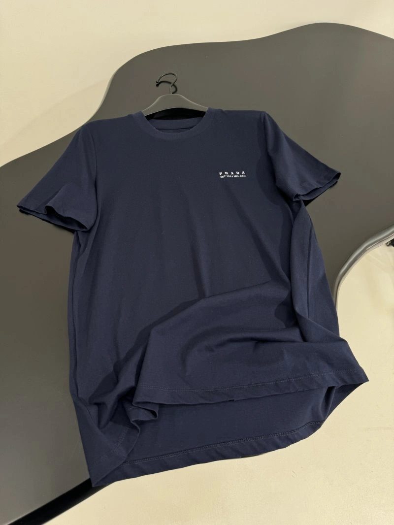Effortless Unclassified Brand T-Shirts 150307
