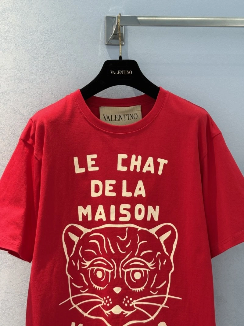 Lightweight Unclassified Brand T-Shirts 150282