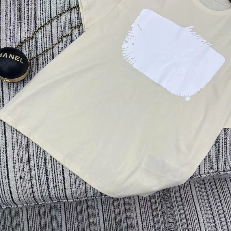 OnTrend Unclassified Brand T-Shirts 150288