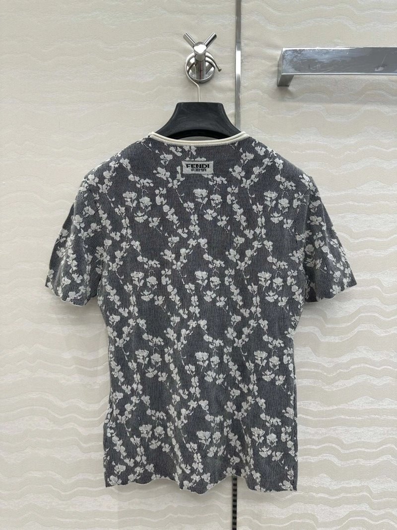 UrbanStyle Unclassified Brand T-Shirts 150285